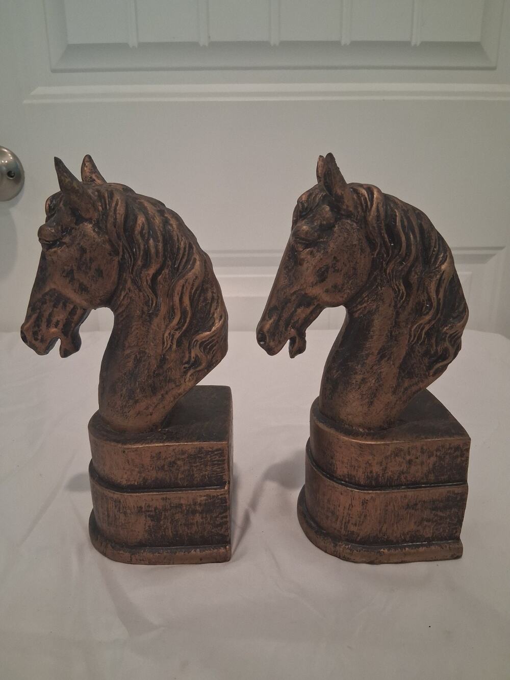 Pair Vintage Ornate 8.5" Horse Head Bust Statues Chess Knight Bookends Set